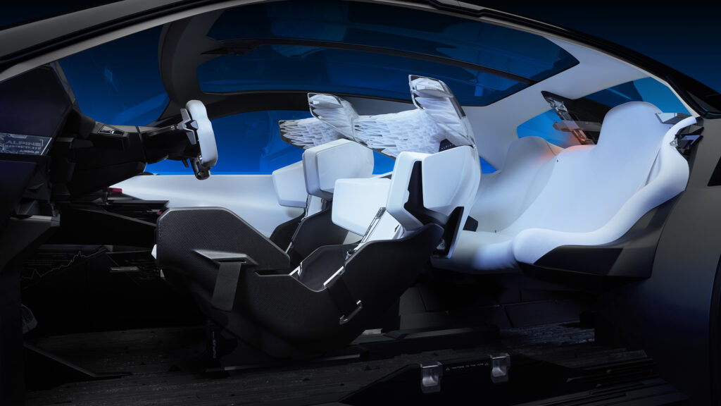 Alpine yeni coupe SUV’u A390_β modelini tanıttı