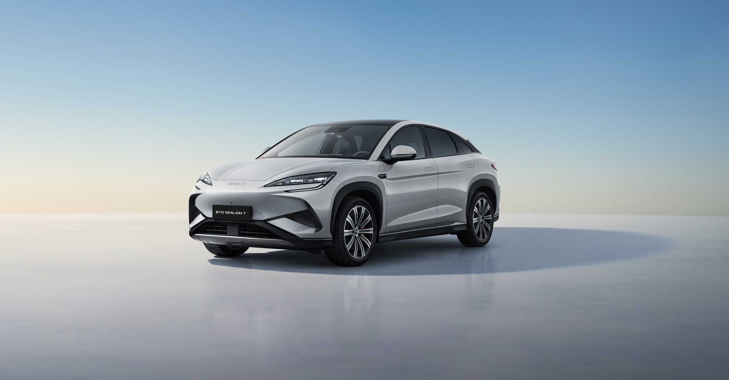 BYD SEALION 7 ile ürün gamını genişletiyor