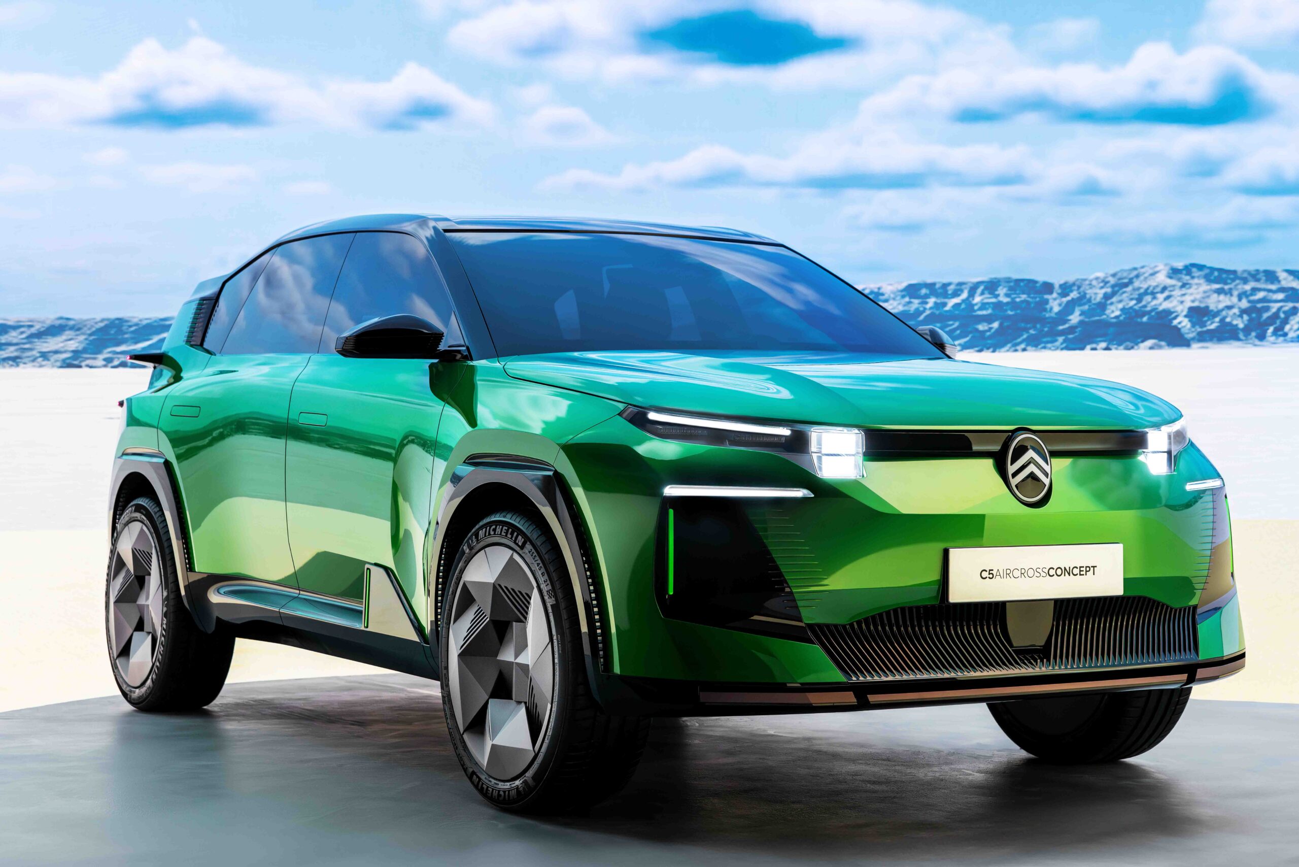 Citroen, C5 Aircross Concept ile Geleceğin SUV Vizyonunu Tanıttı