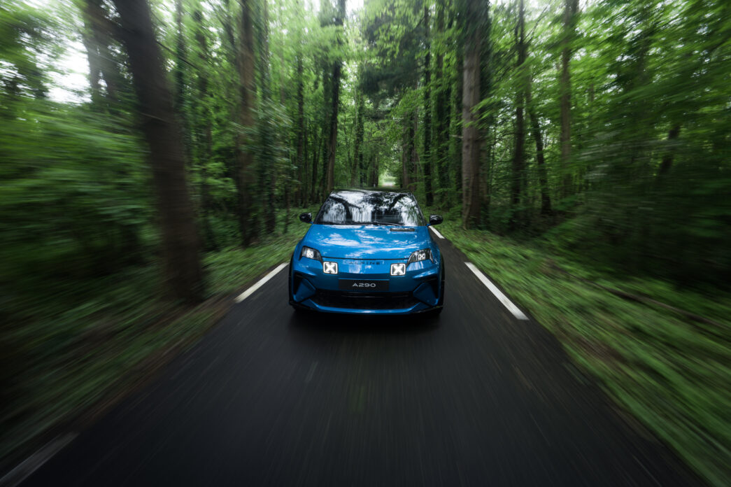 Yeni Alpine A290 yakında Türkiye'de