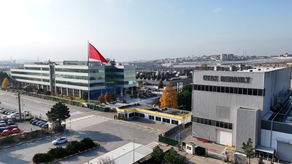 Renault Duster’ın Yerli Üretimine Bursa’da Başlandı