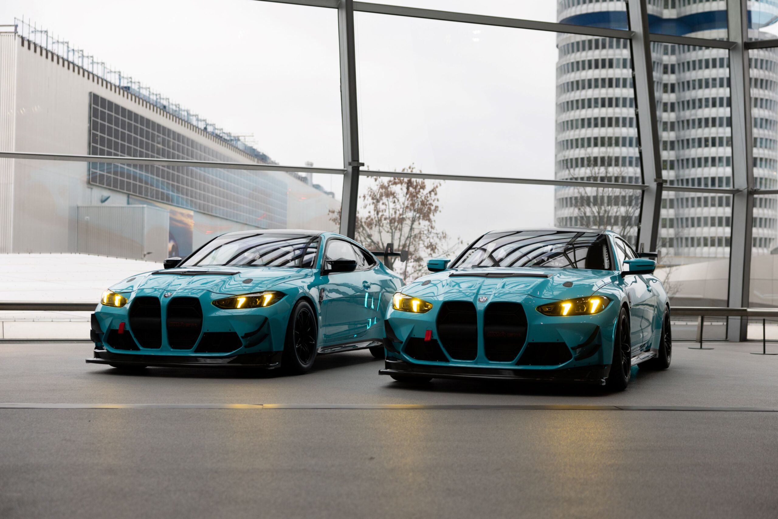 Borusan Otomotiv Motorsport, Borusan Turkish Blue rengindeki BMW M4 GT4 EVO araçları teslim aldı