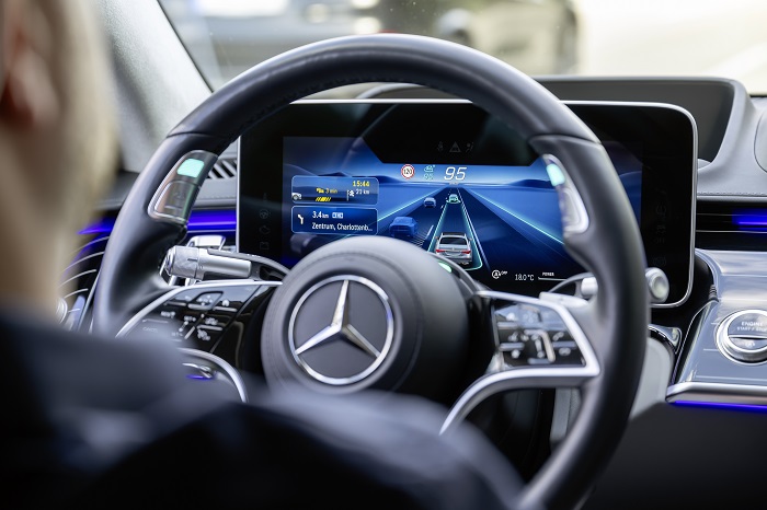 Mercedes DRIVE PILOT: Otonom Sürüş Teknolojisinde Yeni Bir Dönem