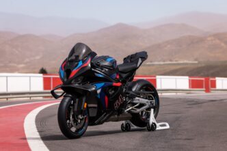 BMW Motorrad, güncellenen dört yeni modelini tanıttı