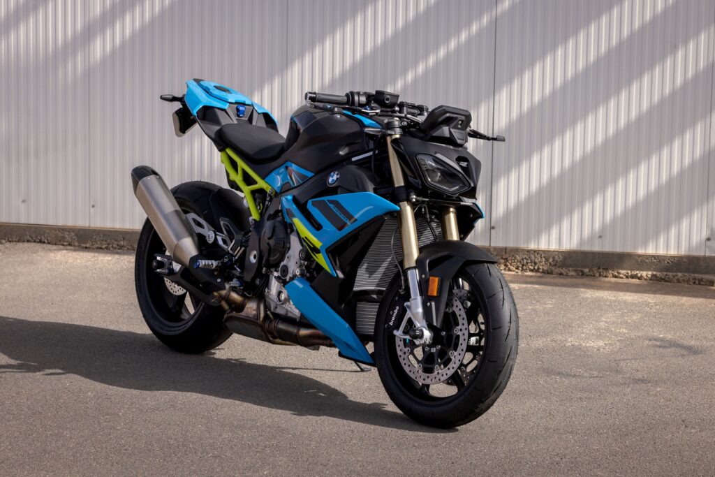 BMW Motorrad, güncellenen dört yeni modelini tanıttı
