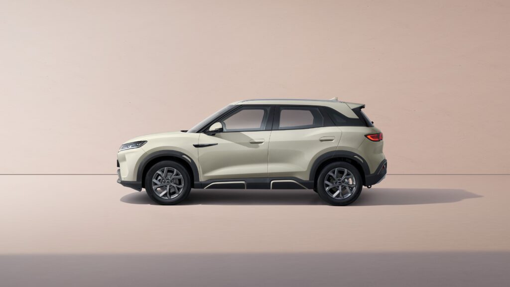 BYD, Brüksel Otomobil Fuarı’nda Tanıttığı Elektrikli SUV Modeli ATTO 2 ile Segmentini Genişletiyor