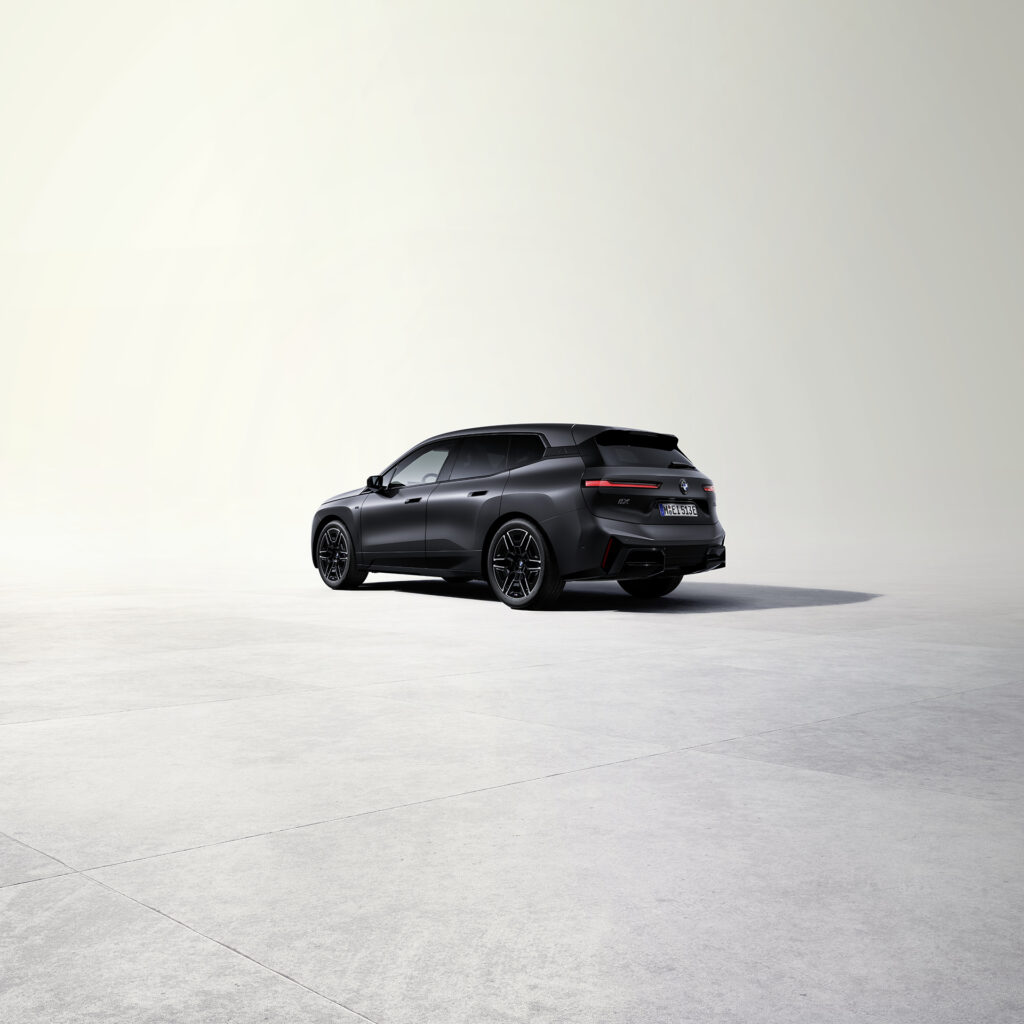 Yeni BMW iX tanıtıldı