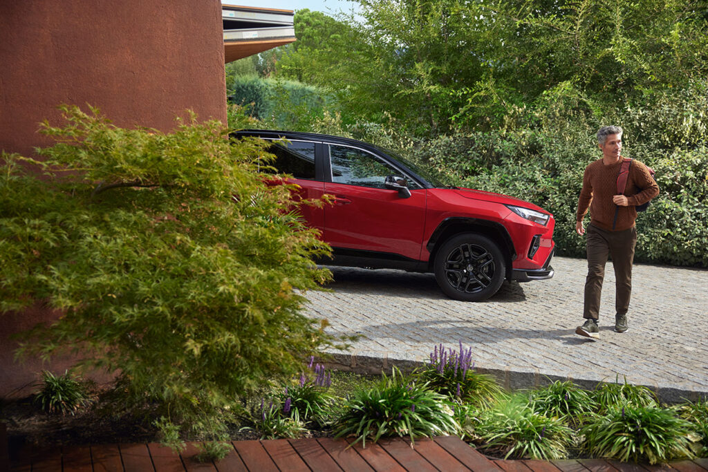 Toyota, RAV4 GR SPORT modelini Türkiye’de satışa sundu