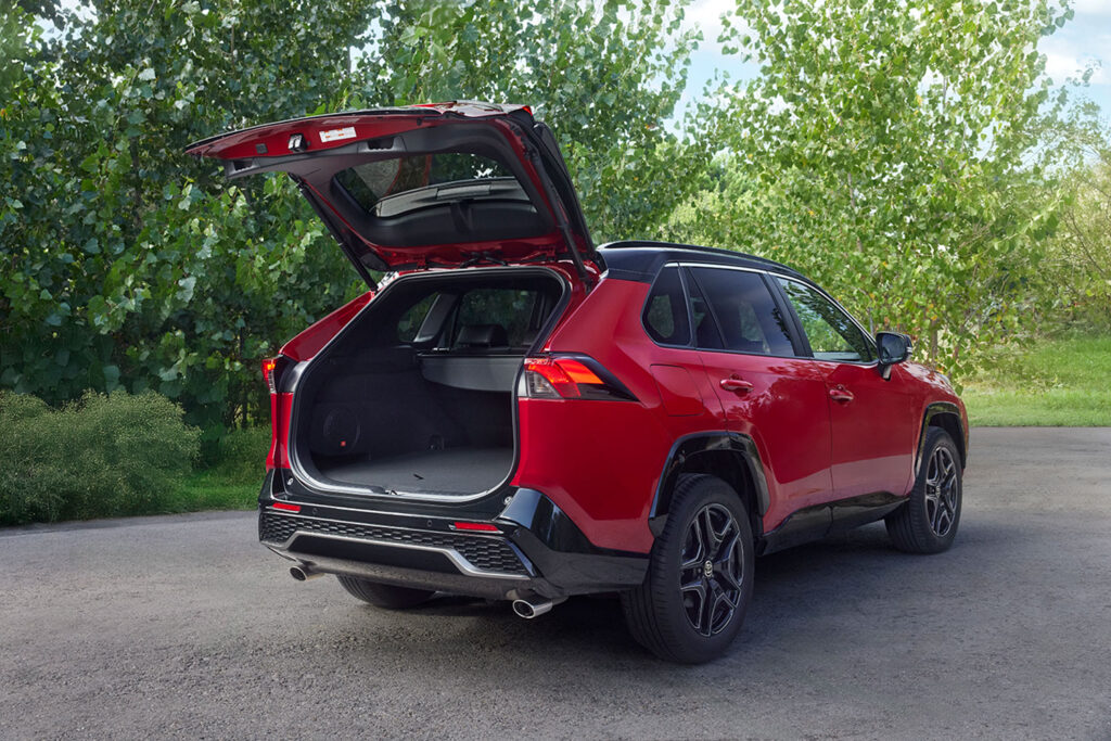 Toyota, RAV4 GR SPORT modelini Türkiye’de satışa sundu