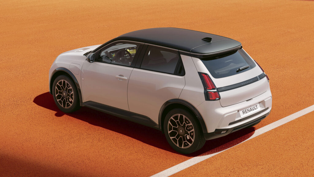 Renault 5 E-Tech Elektrikli Roland-Garros Özel Versiyonu Tanıtıldı