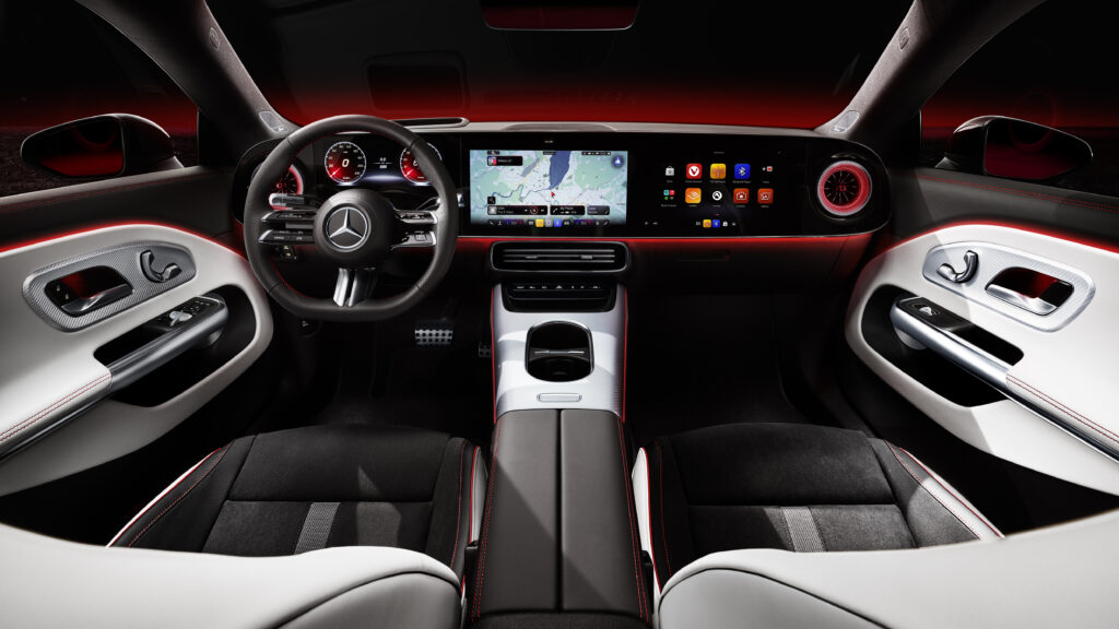 Yeni Mercedes CLA tam elektrikle geliyor