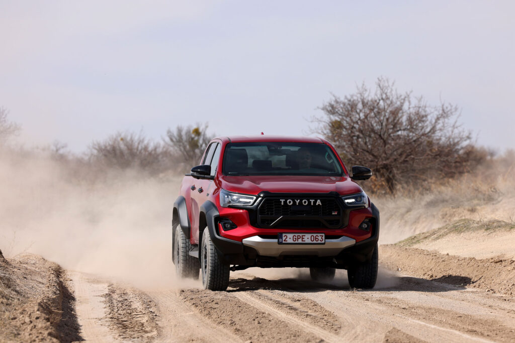 Toyota Hilux GR SPORT Türkiye’de İşte Fiyatı ve Özellikleri