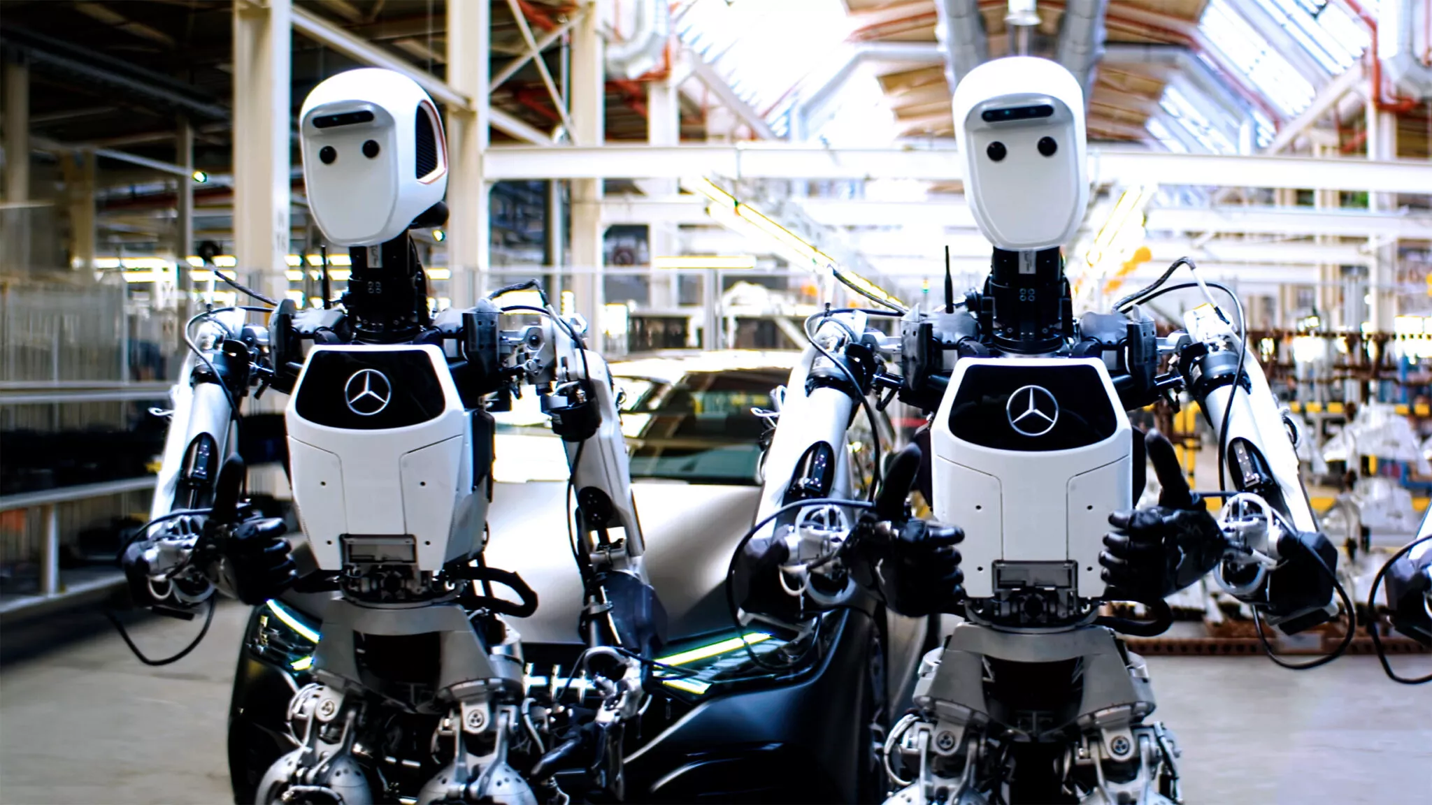 Mercedes, insansı robotları denemeye başladı