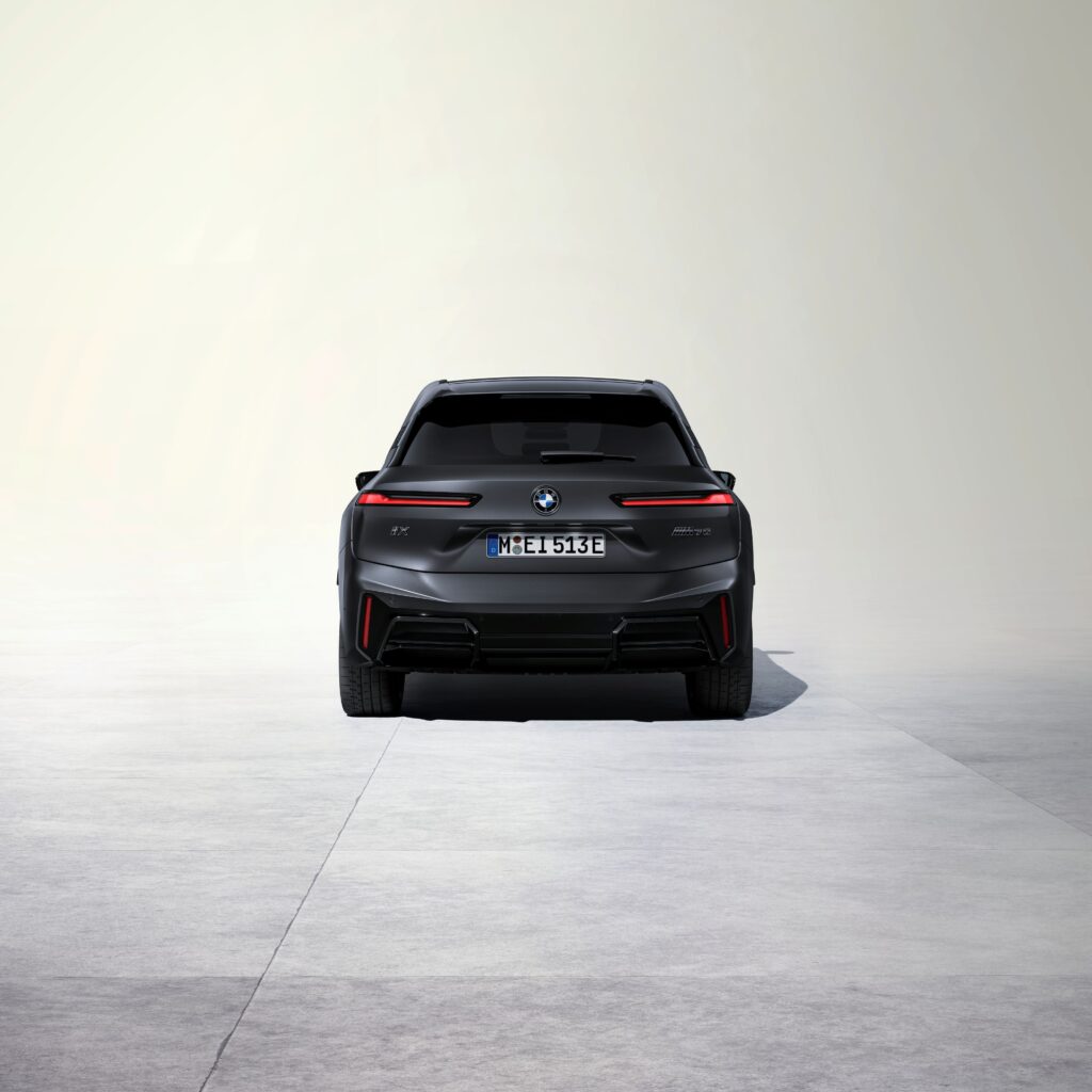 Yeni BMW iX 6.447.700 TL’den Türkiye’de