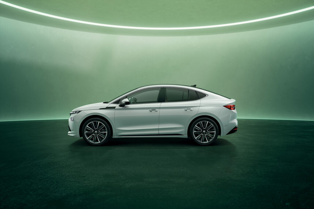 Skoda Enyaq, Elroq ve Superb PHEV Satışta!