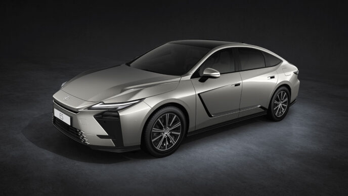Yeni Nesil Lexus ES tanıtıldı