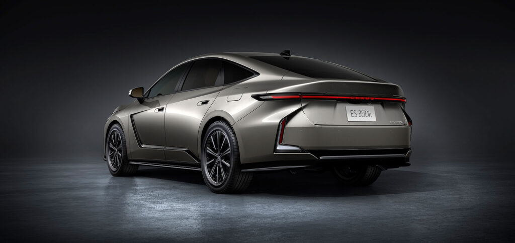 Yeni Nesil Lexus ES tanıtıldı
