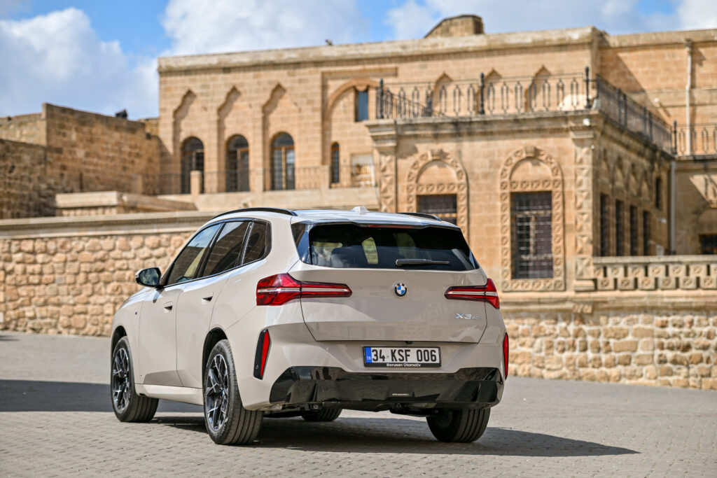 Yeni BMW X3 ve 220 Gran Coupe modelleri tanıtıldı