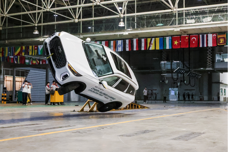 Chery TIGGO9 CSH, Üst Düzey Güvenlik Testlerinden Tam Not Aldı
