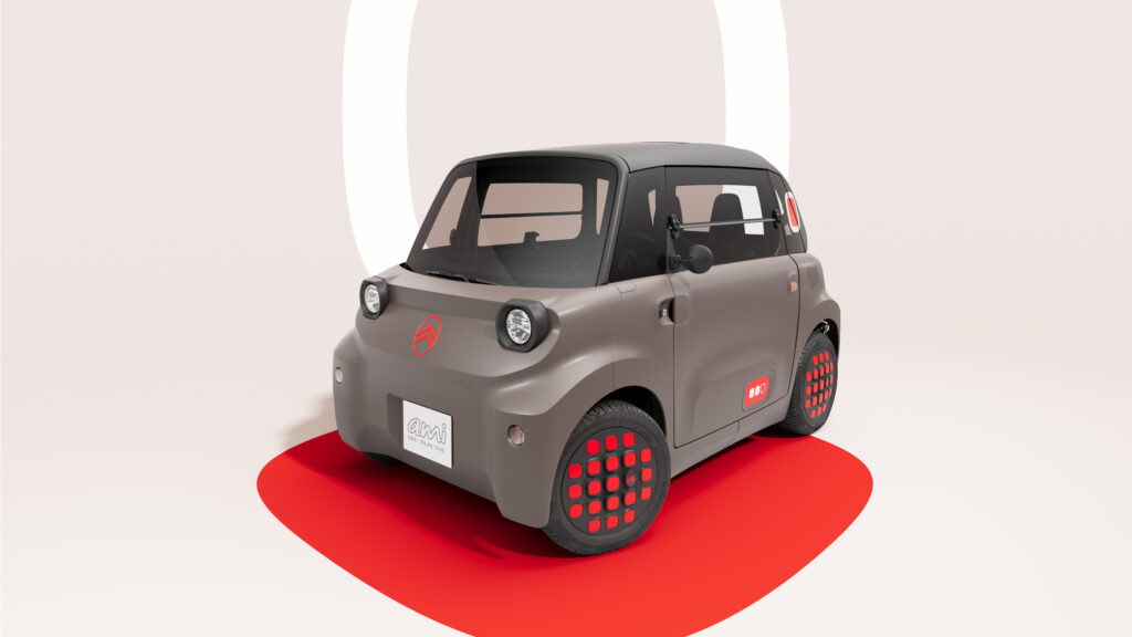 Citroen, 100 Yıl Sonra Yine Eyfel Kulesi’ni Aydınlatıyor