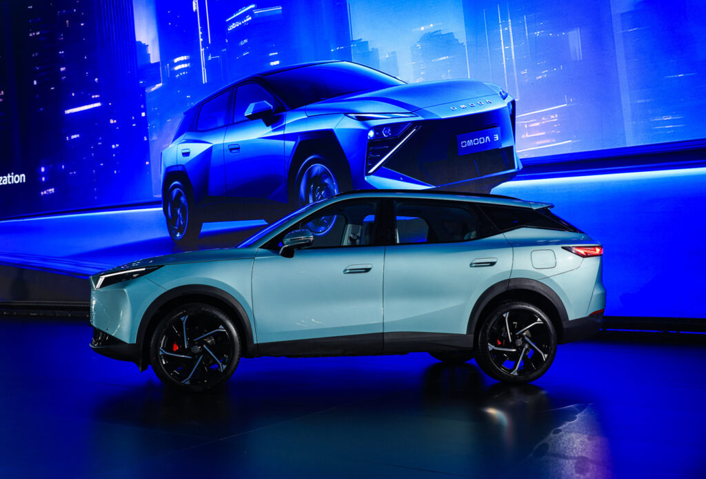 OMODA C3 Tanıtıldı: Siber-Meka Crossover Çağı Başladı