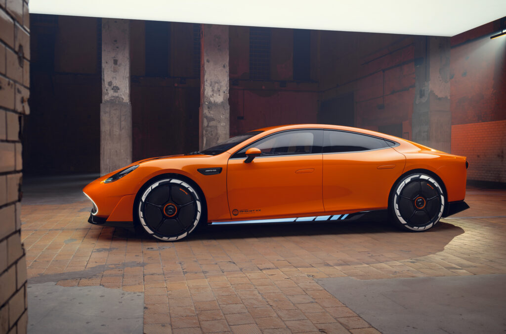 Mercedes-AMG CONCEPT AMG GT XX: 5 Dakikada 400 KM Şarj, 1360 HP Güç!