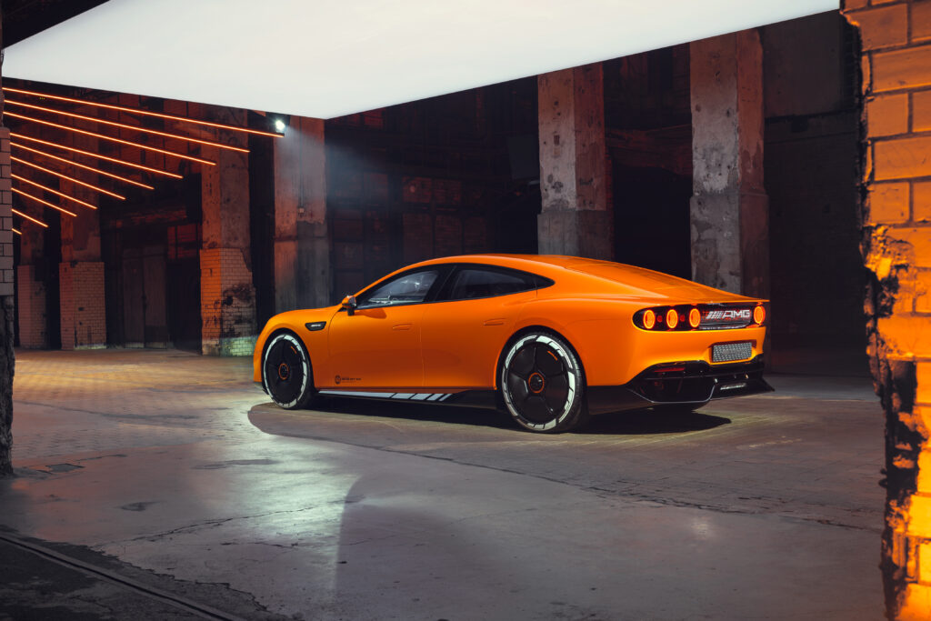 Mercedes-AMG CONCEPT AMG GT XX: 5 Dakikada 400 KM Şarj, 1360 HP Güç!