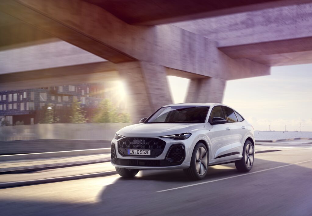 Yeni Audi Q5 Ailesi Genişliyor: Plug-in Hybrid Modeller Yolda!