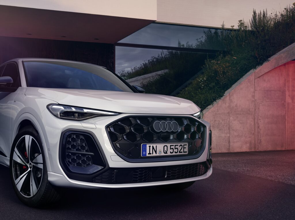 Yeni Audi Q5 Ailesi Genişliyor: Plug-in Hybrid Modeller Yolda!