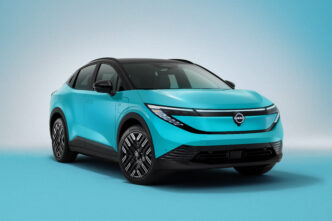 Yeni Nissan LEAF 600 km menzil sunacak