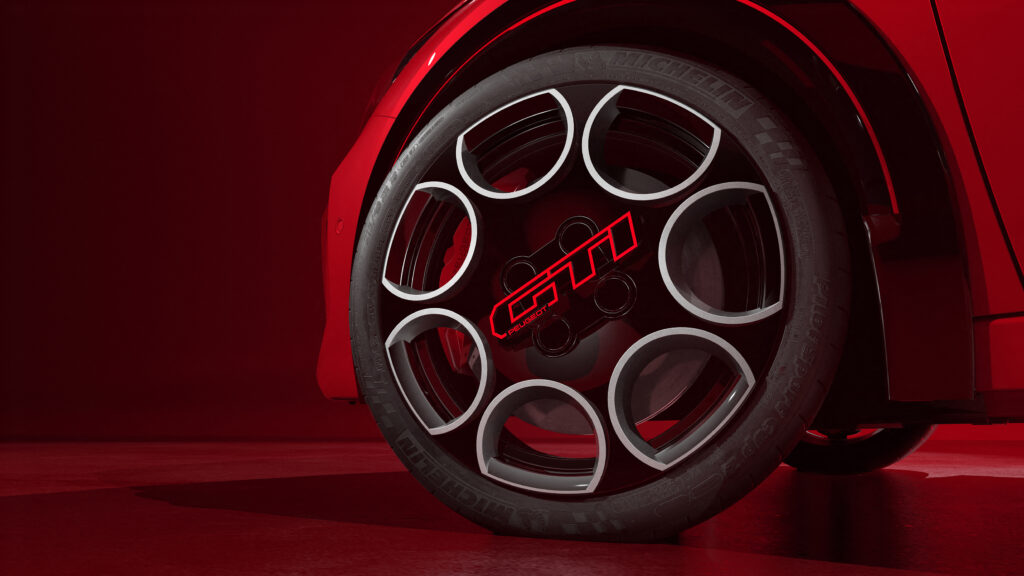 PEUGEOT E-208 GTi: Efsane Geri Döndü