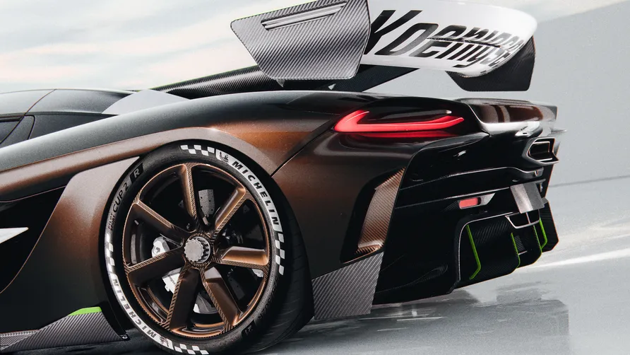 Koenigsegg Sadair’s Spear : 1600 hp’lik yol canavarı