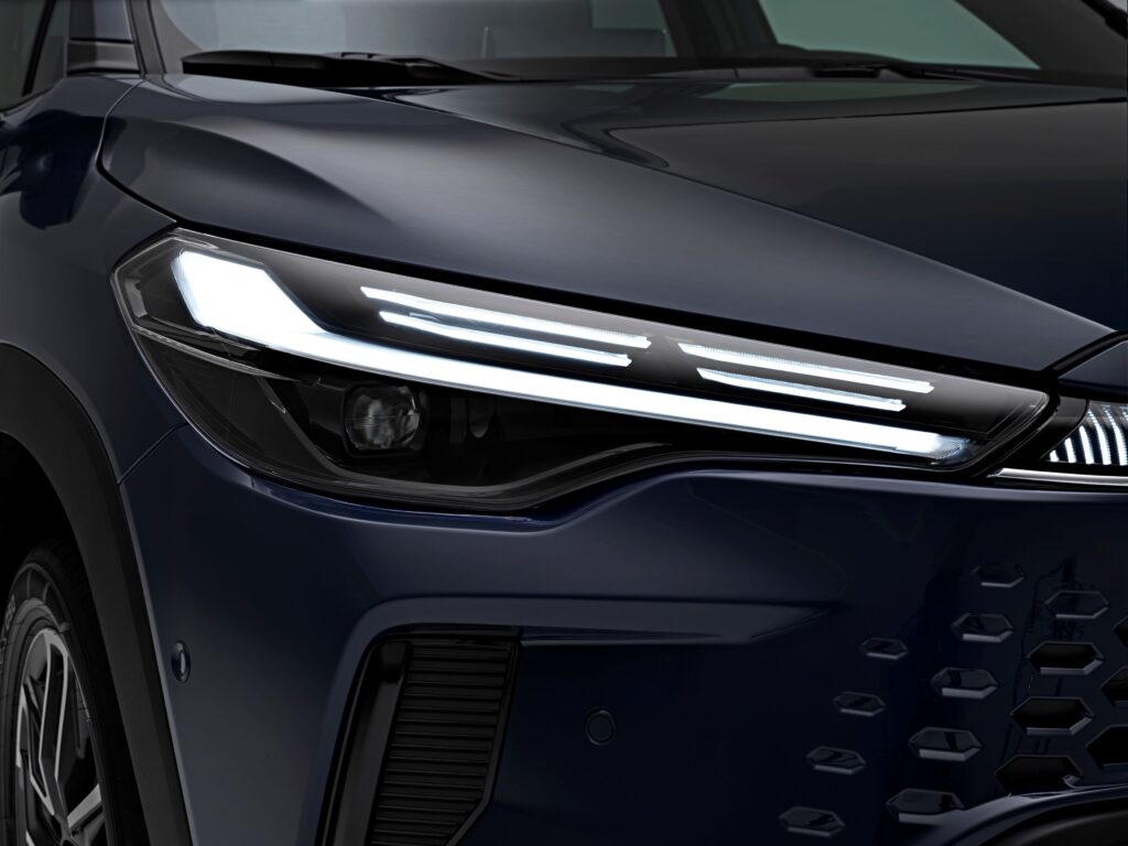 Yeni Toyota Corolla Cross Hybrid Türkiye’de Satışta