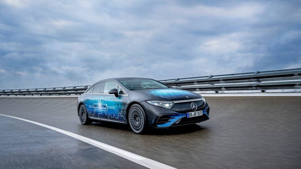 Mercedes, Katı Hal Batarya Teknolojisiyle 1100 km Menzile Ulaşmaya Hazırlanıyor