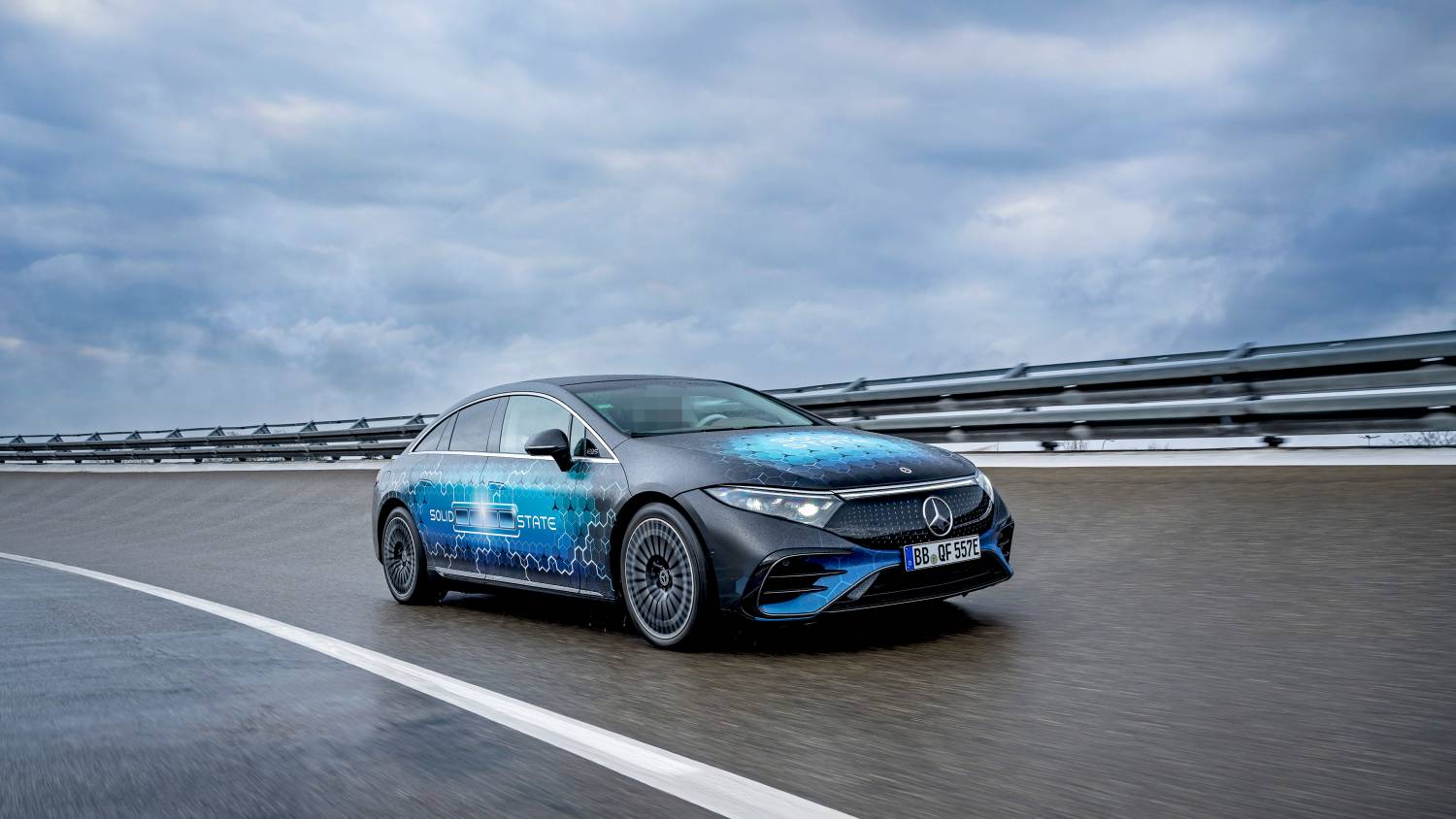 Mercedes, Katı Hal Batarya Teknolojisiyle 1100 km Menzile Ulaşmaya Hazırlanıyor