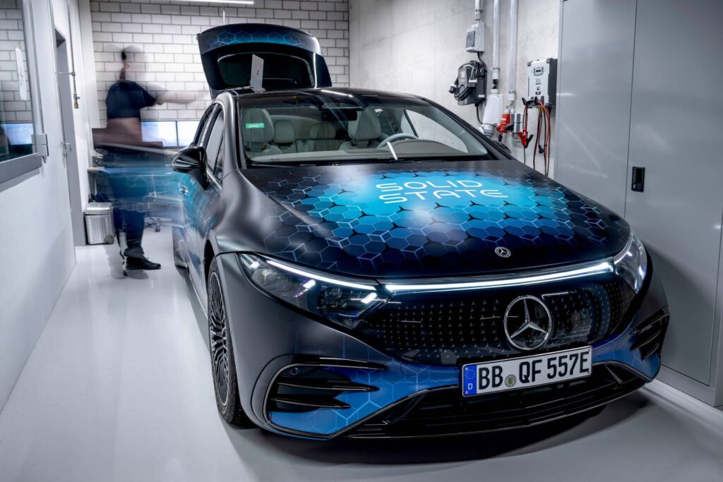 Mercedes, Katı Hal Batarya Teknolojisiyle 1100 km Menzile Ulaşmaya Hazırlanıyor