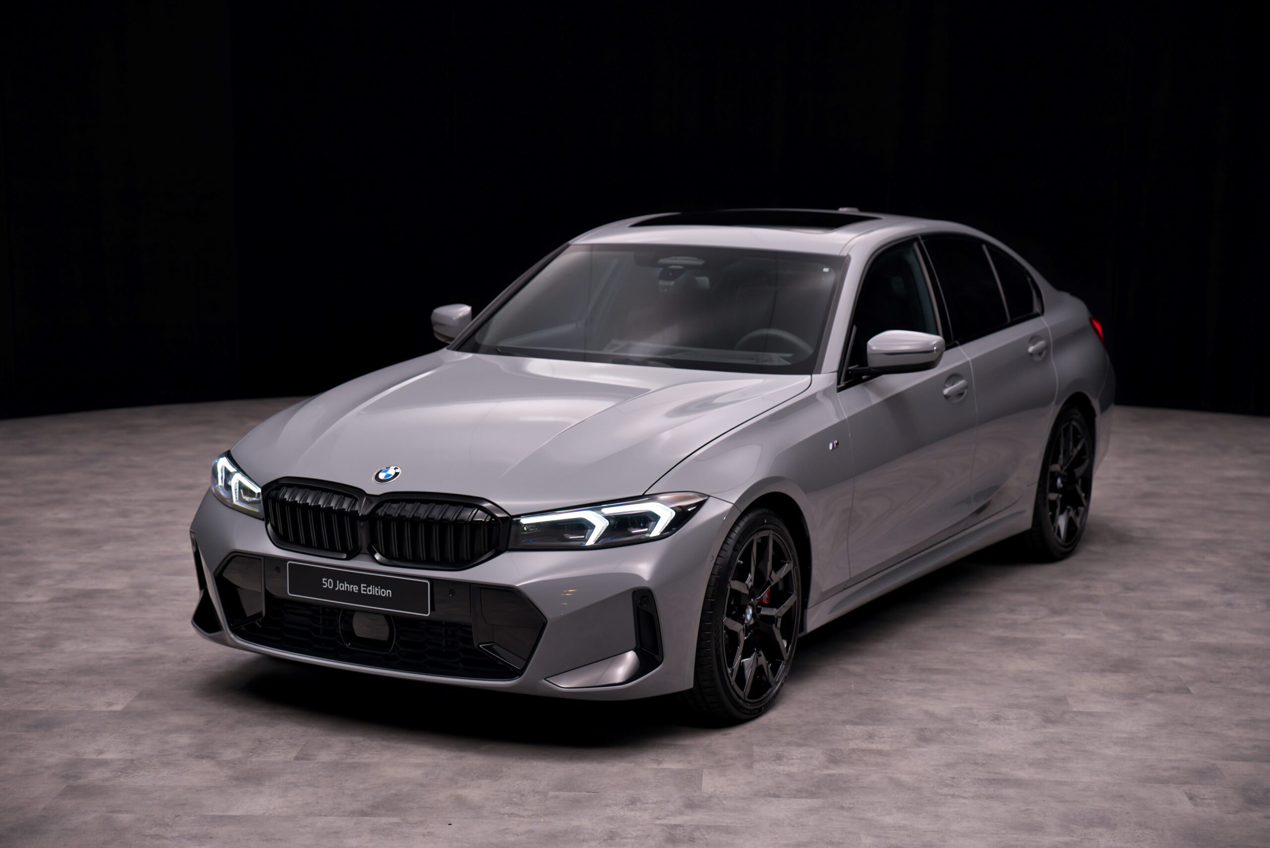 BMW 3 Serisi 50. Yılını “50 Jahre Edition” ile Kutluyor