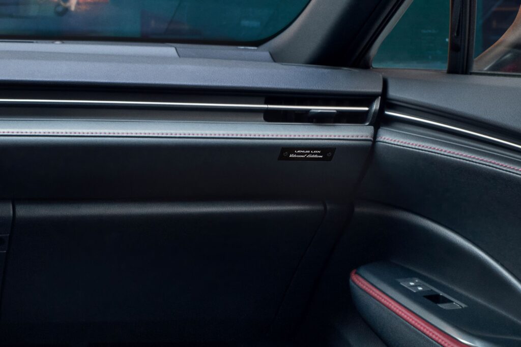 Lexus LBX Vibrant Edition Türkiye’de Özel Siparişle Sunulacak