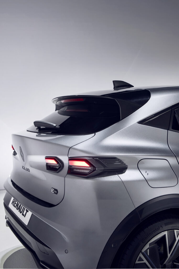 Yeni Renault Clio 2026 ilk çeyreğinde satışa sunulacak