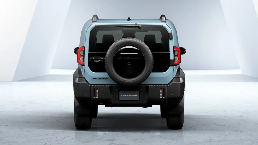 Yeni Toyota Land Cruiser FJ Tanıtıldı