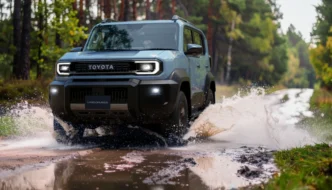 Yeni Toyota Land Cruiser FJ Tanıtıldı