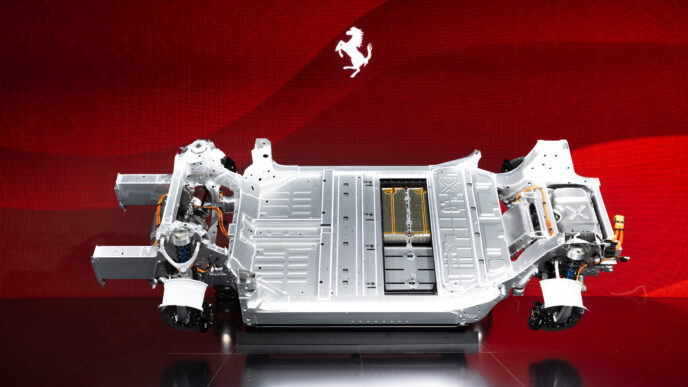 Ferrari Elettrica: Maranello'dan Tamamen Elektrikli Bir Devrim