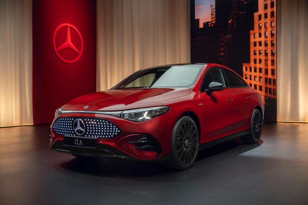 Yeni elektrikli Mercedes CLA Türkiye’de satışa sunuldu