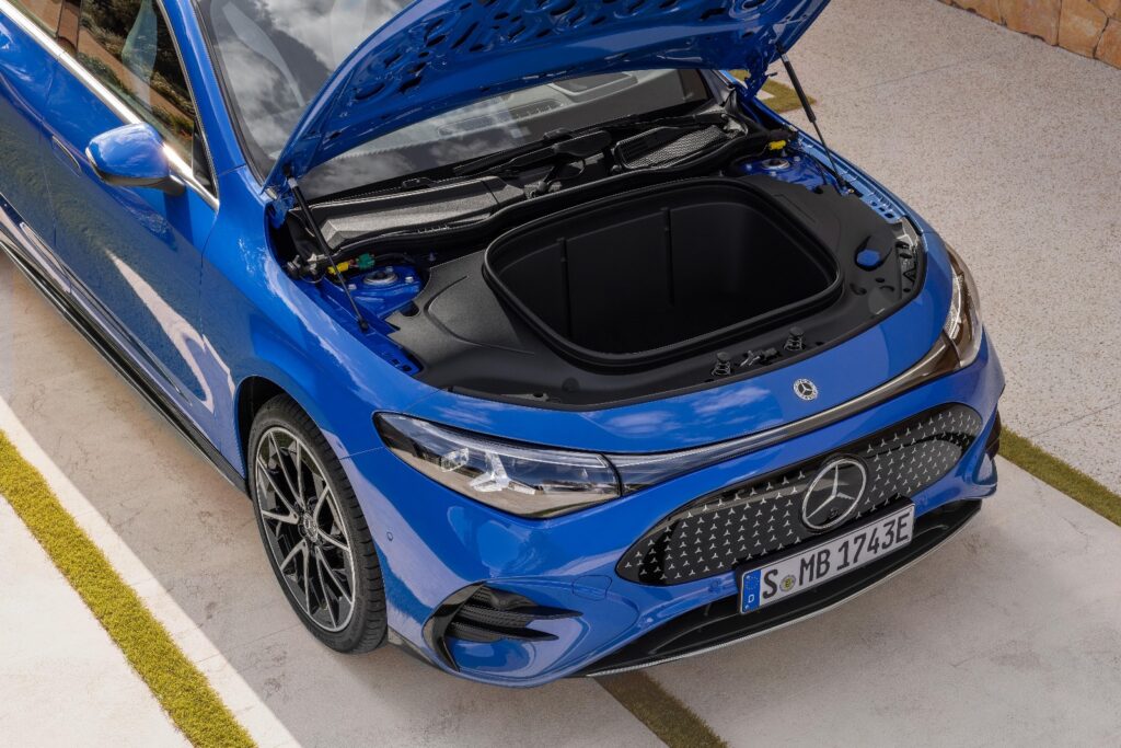 Yeni elektrikli Mercedes CLA Türkiye’de satışa sunuldu