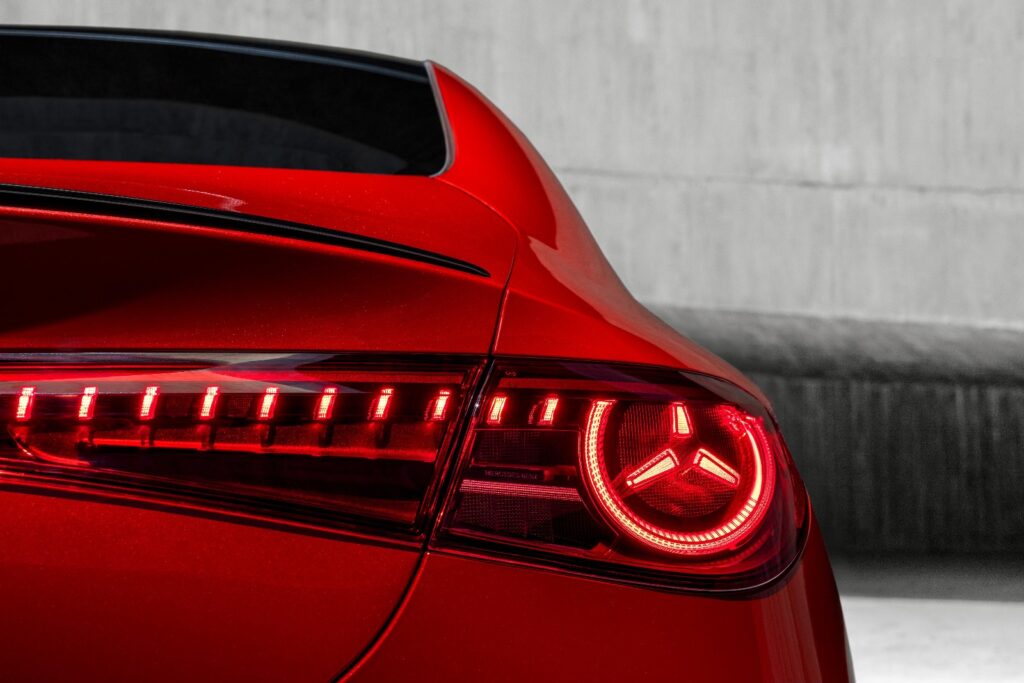 Yeni elektrikli Mercedes CLA Türkiye’de satışa sunuldu