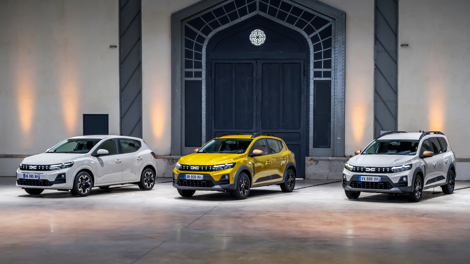 Yeni Dacia Sandero, Stepway, Jogger ve Logan güncellendi
