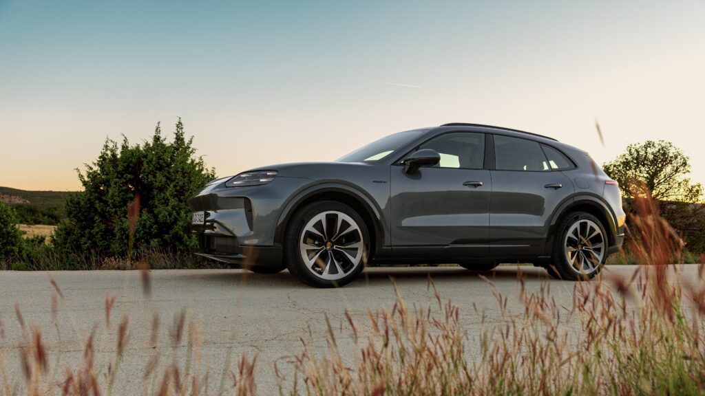 Yeni Porsche Cayenne Elektrikli