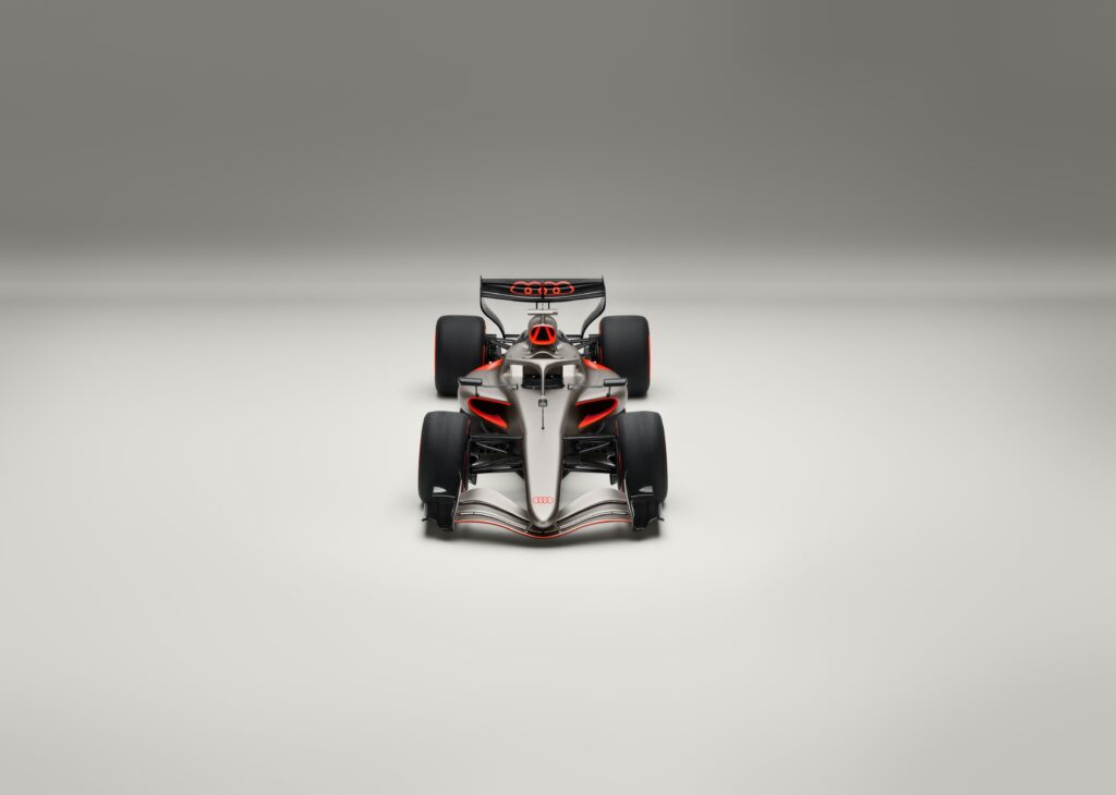 Audi F1 otomobilini tanıttı