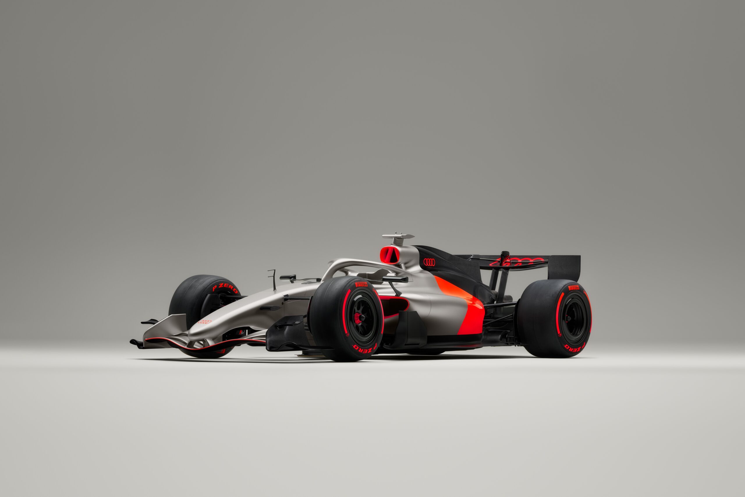Audi F1 otomobilini tanıttı