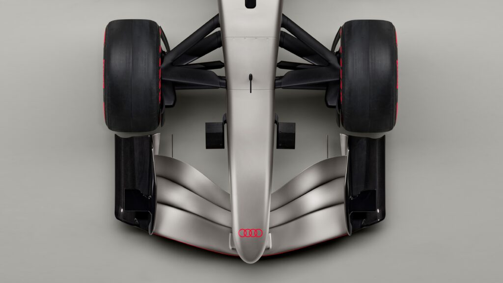 Audi F1 otomobilini tanıttı